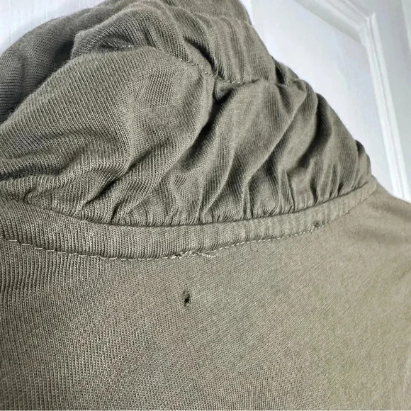 Smart  Set Sweatshirt Zippered Green Size Extra Small - Picture 3 of 16